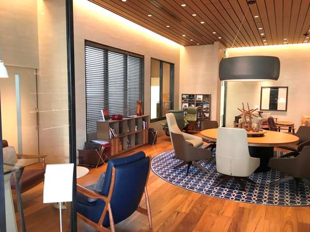 ネッツトヨタ栃木 LEXUS小山