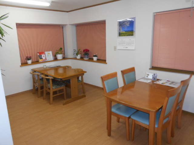 (株)高憲商事 マイカーセンター湘南ドリーム