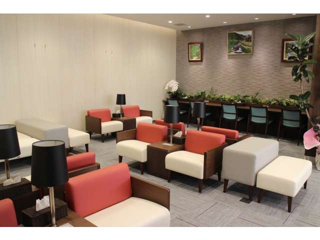 愛知トヨタ 緑白土店