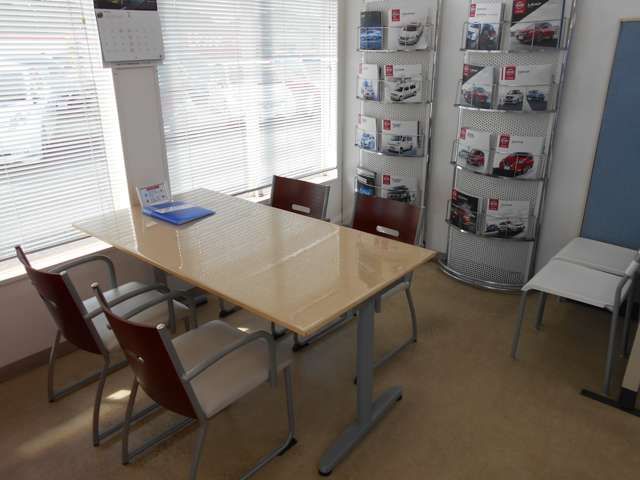 日産プリンス千葉販売 ユースクエア成田