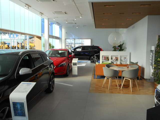 イデアル秋田店 ジープ秋田/フィアット・アバルト秋田/ プジョー秋田サービスポイント (株)イデアル