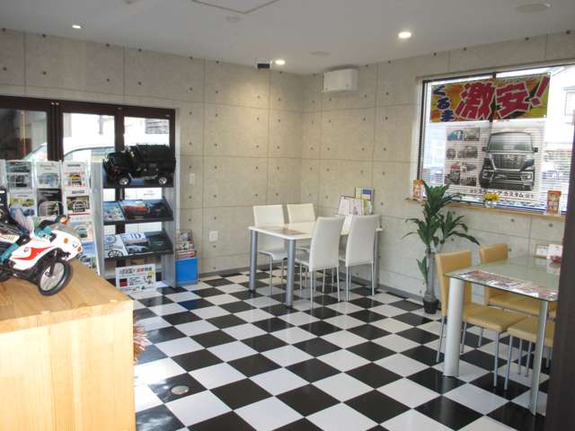 (株)カーマックス