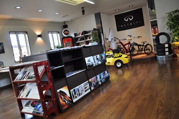 オートサロンワイズ