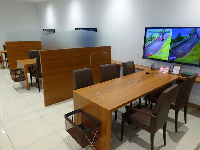 スズキ自販千葉 U’s STATION成田中央