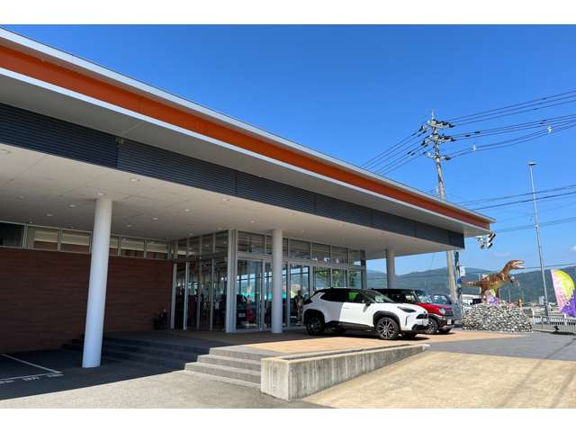 トヨタカローラ福井 丸岡店