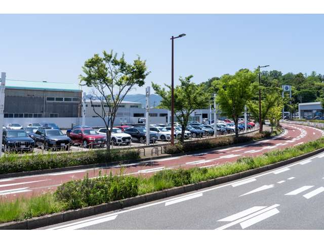 富士自動車 Audi Approved Automobile福岡マリーナ