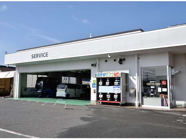 ホンダカーズ南近畿奈良 阪奈宝来店 (Honda認定中古車取扱店)