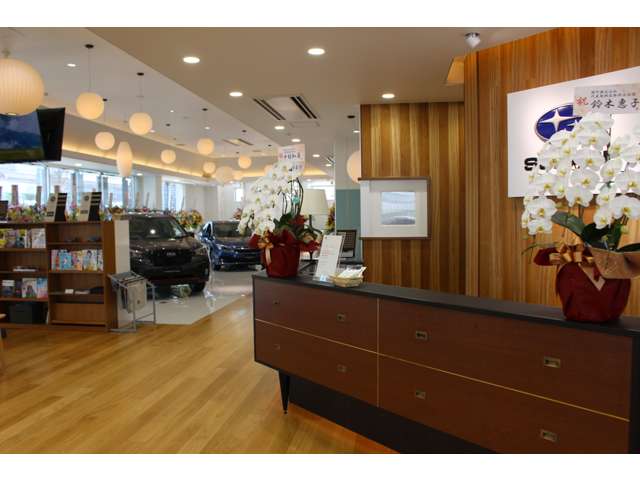 静岡スバル自動車(株) カースポット浜松