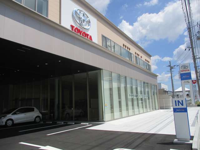 ネッツトヨタ徳島 ララテラス国府