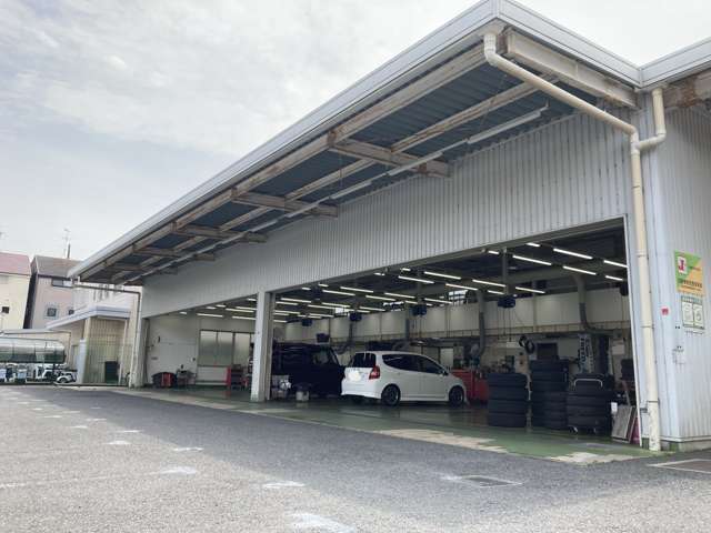 ホンダカーズ京都 なぎ辻店(Honda認定中古車取扱店)