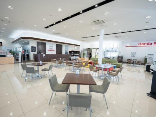 ホンダカーズ京都 八幡店 (Honda認定中古車取扱店)