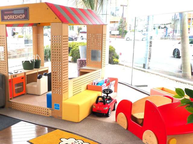 トヨタモビリティ神奈川(旧ネッツトヨタ湘南) 中古車タウン鵜野森