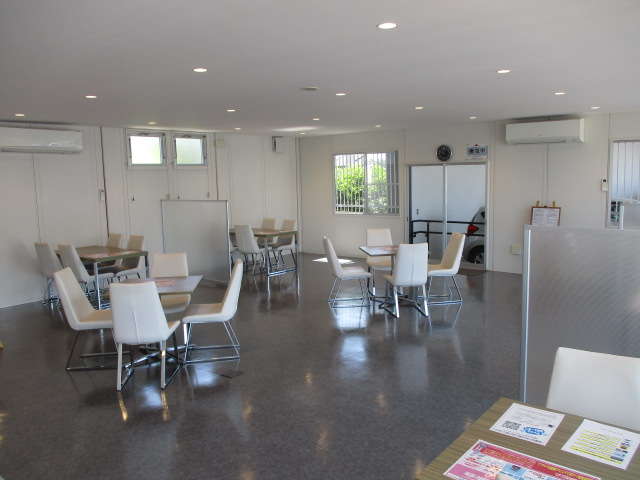 日産プリンス千葉販売 日産カーパレス柏店