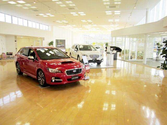 大阪スバル(株) カースポット枚方パーク