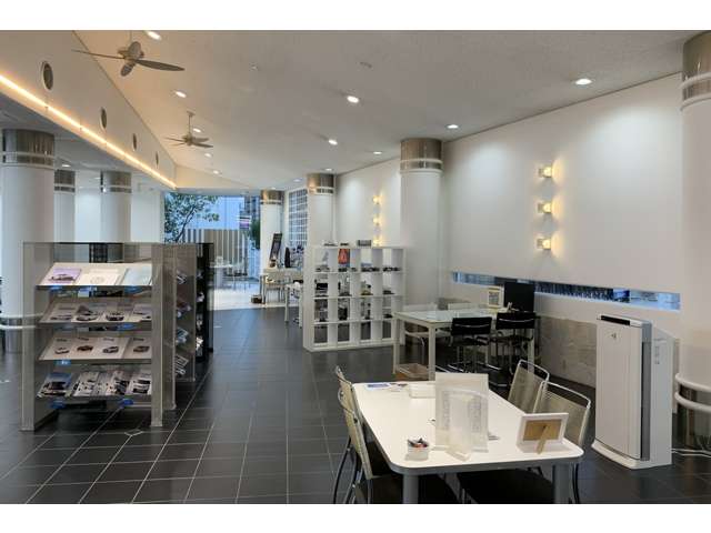 ネッツトヨタゾナ神戸(株) 宝塚店