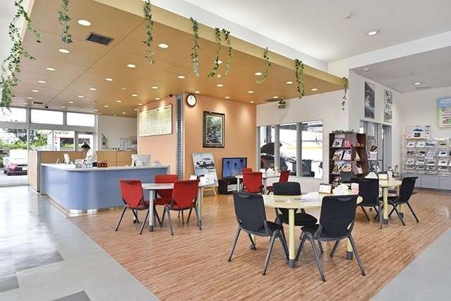 トヨタカローラ福島 富田店