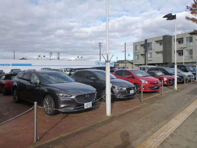 北陸マツダ 東大通U-Carランド