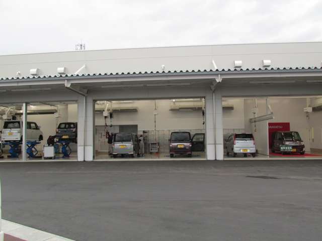 青森ダイハツモータース 八戸卸センター店