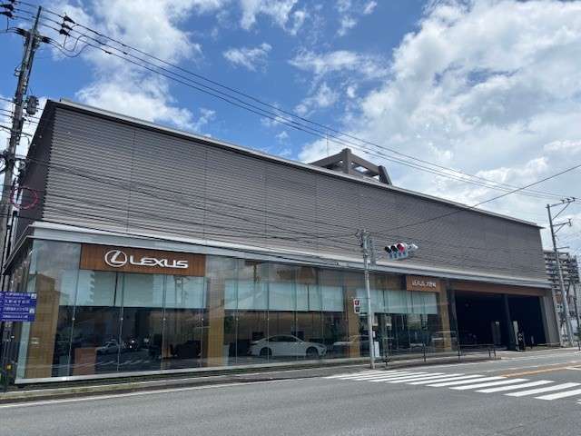 トヨタカローラ博多 レクサス大野城