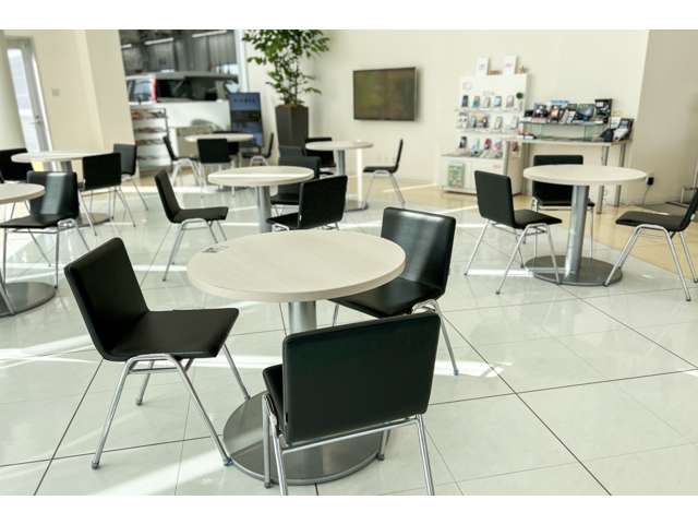 群馬トヨタ自動車 藤岡みやもと店