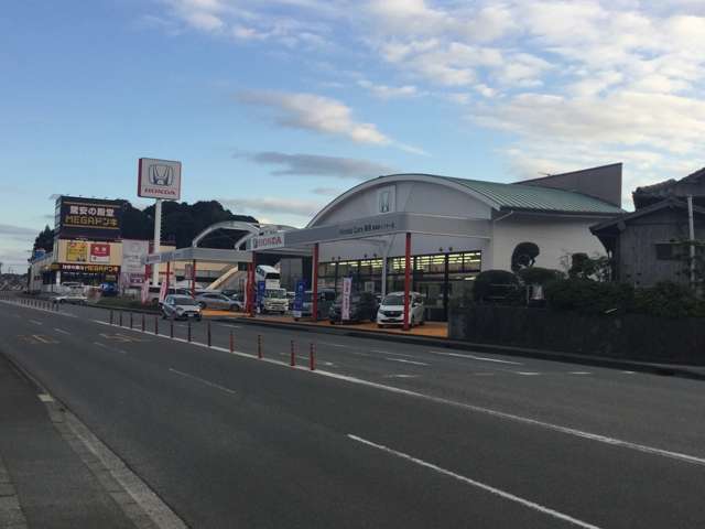 ホンダカーズ福岡 筑紫野インター