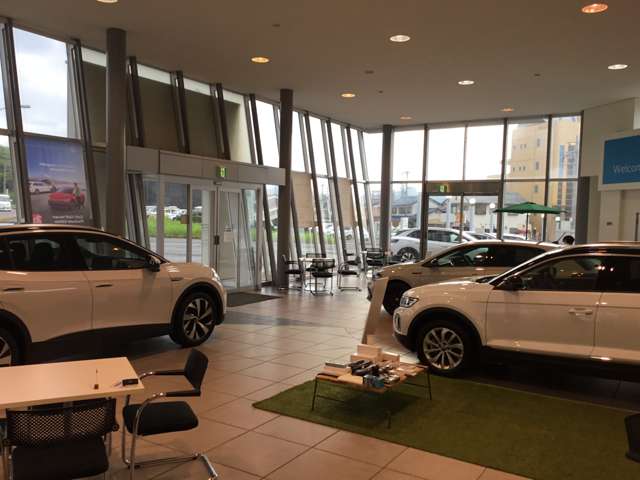 (株)ファーレン北京都 Volkswagen北京都