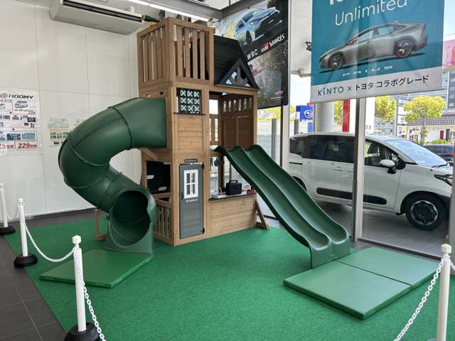 トヨタカローラ南海(株) いぶき野プラザ