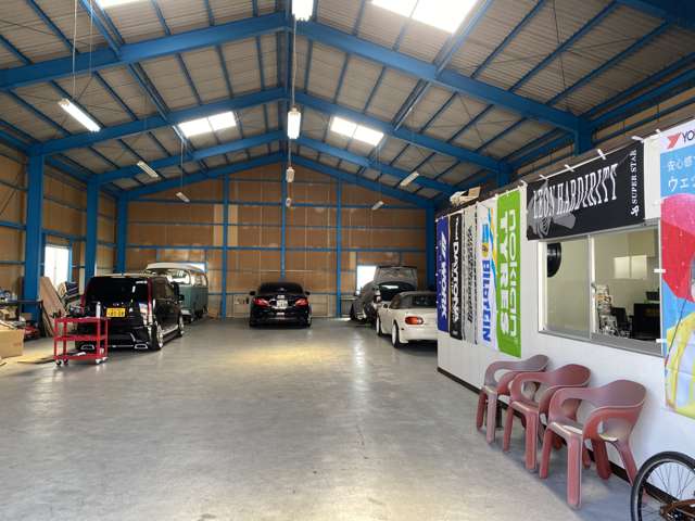 セカンドガレージ