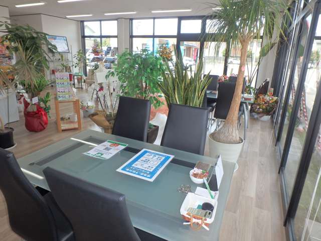 車買取専門店 車を売るのも くるまだるまや 和歌山買取店