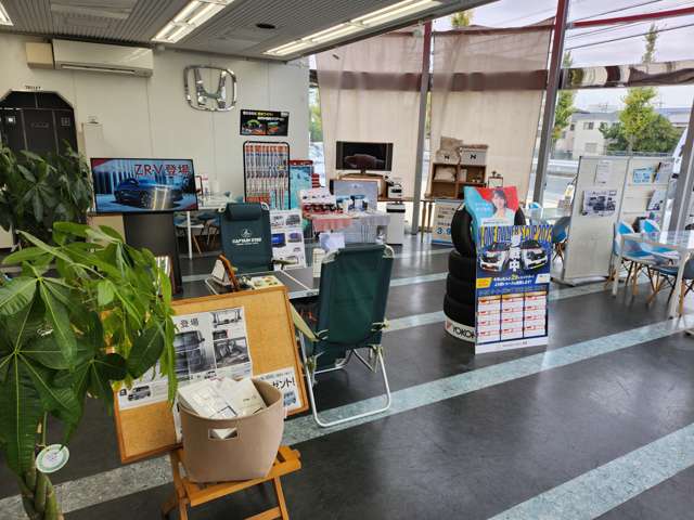 ホンダカーズ箕面 池田西店(認定中古車取扱店)