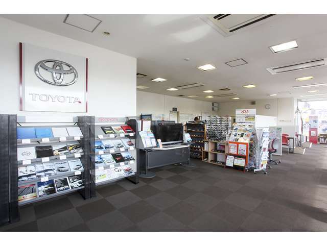 山口トヨタ自動車 光店