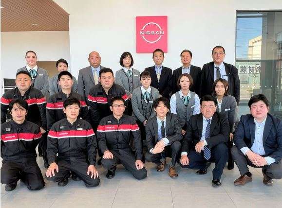 日産青森販売 合浦店