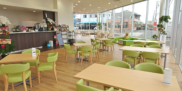 ホンダカーズ静岡西 焼津石津店(認定中古車取扱店)