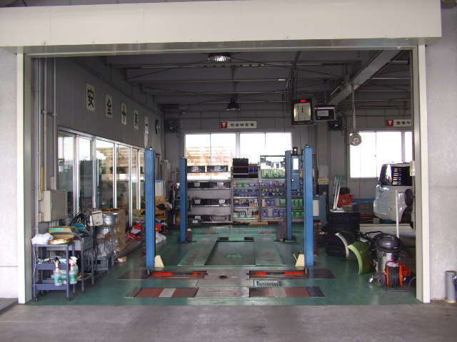 トヨタカローラ京都(株) 亀岡店