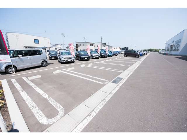 Honda Cars みちのく 三沢インター店(認定中古車取扱店)