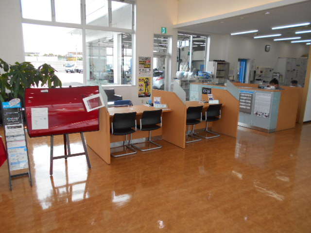 東海マツダ販売(株) 半田武豊ユーカーランド