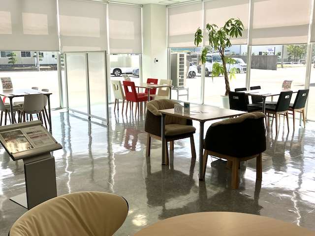 秋田日産自動車 臨海店