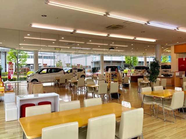 三河日産自動車(株) みよし店