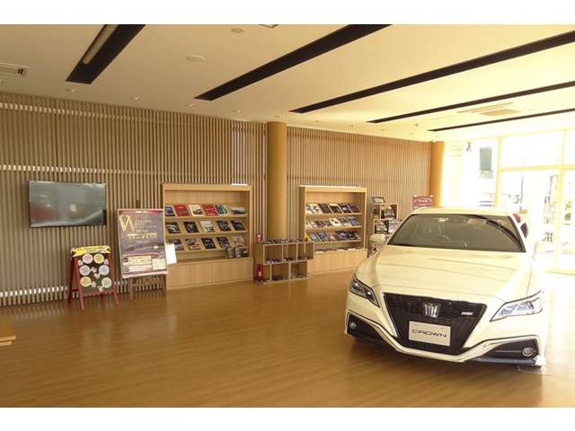 青森トヨタ自動車 TwiNplaza青森西
