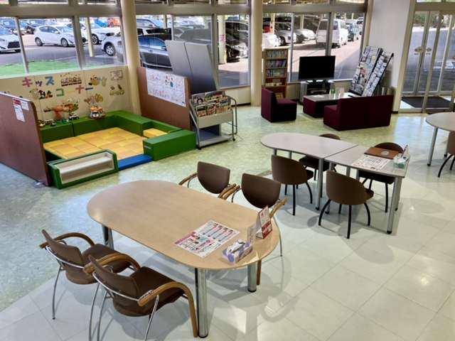 札幌トヨタ自動車(株) 宮の沢店