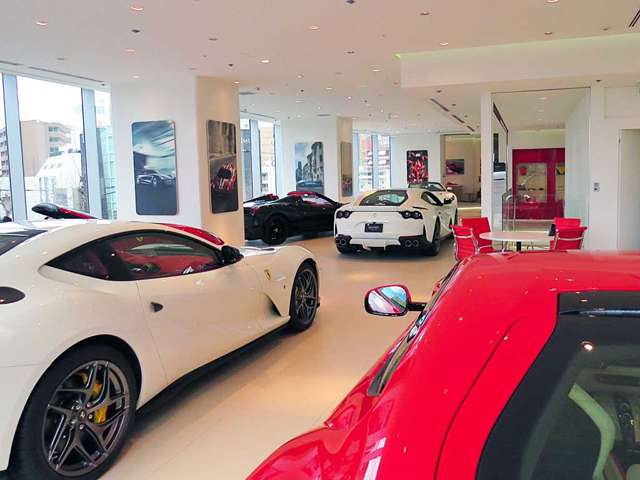 コーンズ 名古屋ショールーム