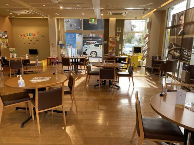 ネッツトヨタニューリー北大阪(株) 豊中少路店