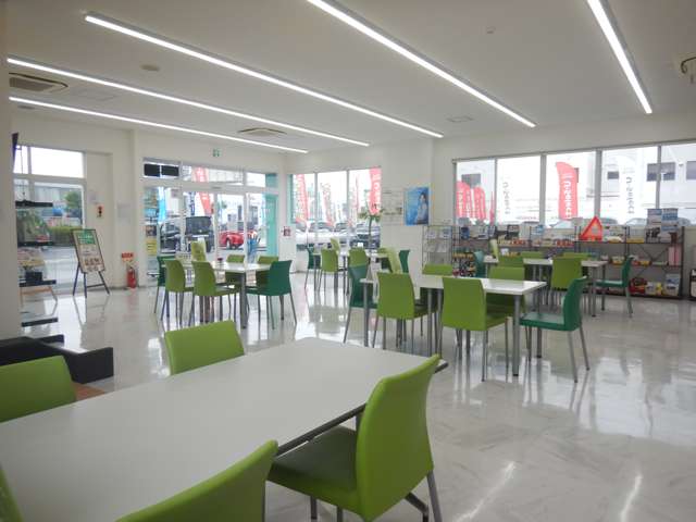 ホンダカーズ大阪 U-Select泉大津 (Honda認定中古車取扱店)