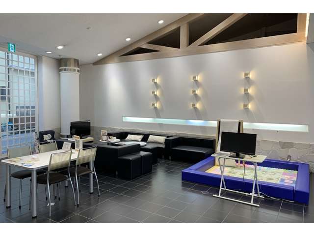 ネッツトヨタゾナ神戸(株) 宝塚店