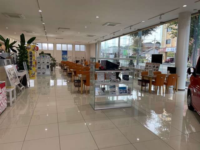 ホンダカーズ福岡 八幡穴生店