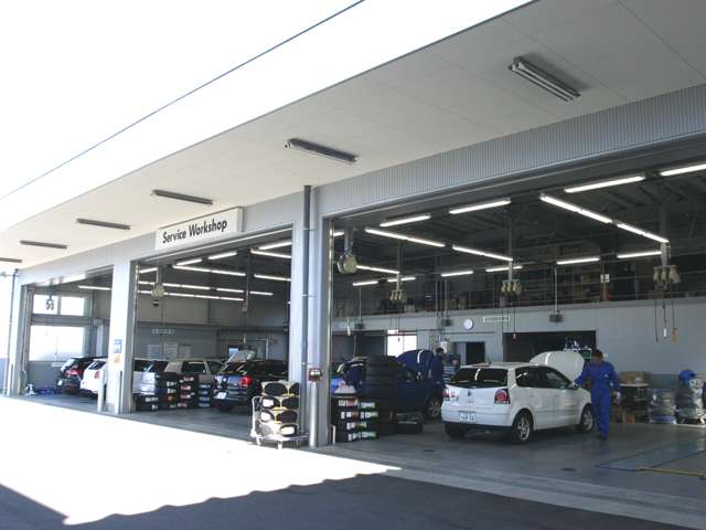 山梨トヨタ自動車 Volkswagen甲府東