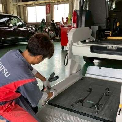 福祉車両専門店(ダイハツ郡家)