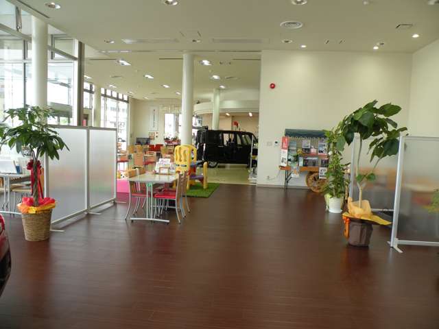 愛媛ダイハツ販売 U-CAR井門