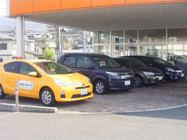 トヨタカローラ博多 小森江マイカーセンター