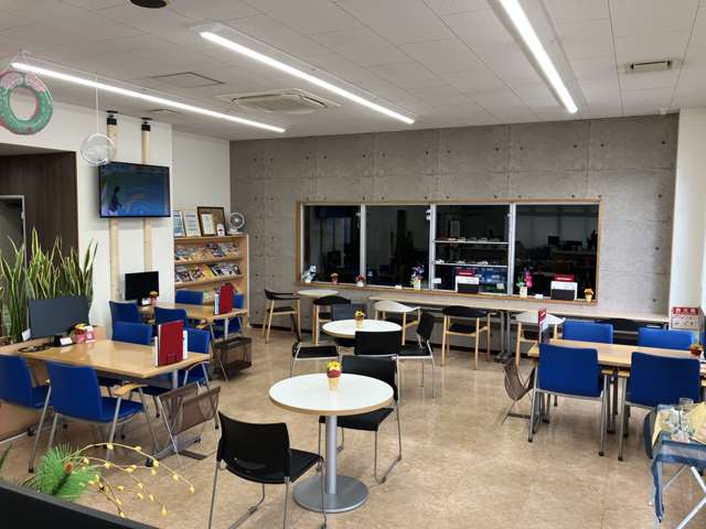 ネッツトヨタ静岡(株) U-TOWN 三島